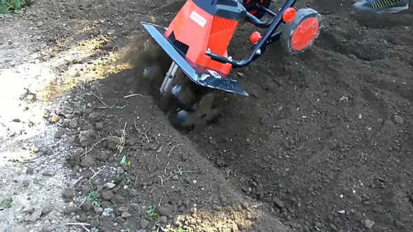 Bilde av GÜDE Jordfres 40cm - Elektrisk Tohånds Jordhakke